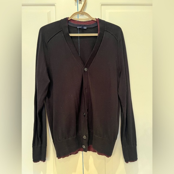 Black Gap cardigan with burgundy accent inlay - Picture 1 of 5